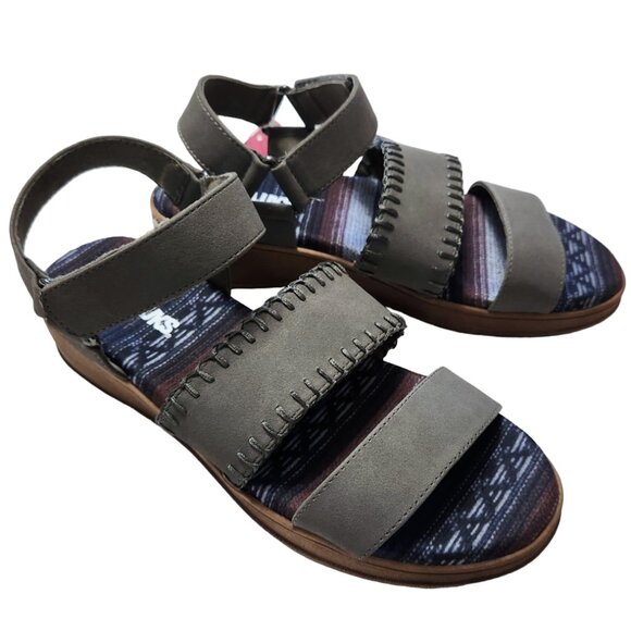 Muk Luks Gray and Brown Sandals - Picture 2 of 11